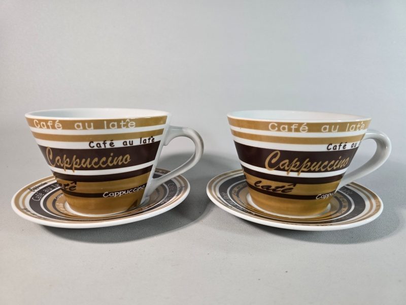 2st stora Kaffekoppar, Café au late Café au Cappuccino late