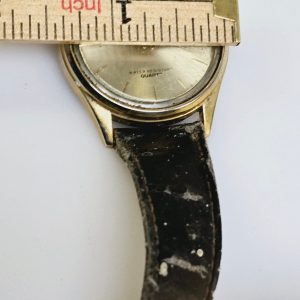 Elegant vintage Lorus-klocka – Tidlös stil från Japan