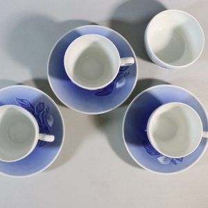 KAFFEKOPPAR MED FAT, 7 delar, porslin, "Julrosen", Bing & Gröndahl