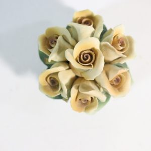 Capodimonte blomsterarrangemang – handgjord italiensk elegans