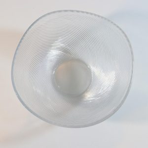 SKÅL, glas med räfflad mönster