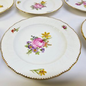 Klassiska Gustavsberg Tallrikar med Blomsterdekor – Set om 6 st