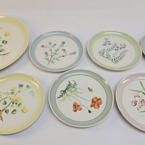Elegant samling tallrikar – Gefle och Upsala-Ekeby