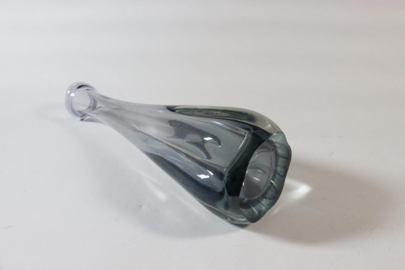 Hundbensvas, färgat glas, 24cm