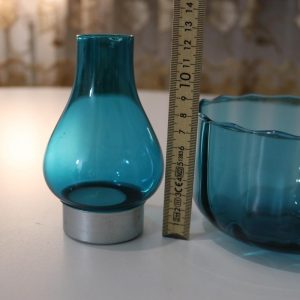 Skål och lykta i blått glas, Älghults glasbruk