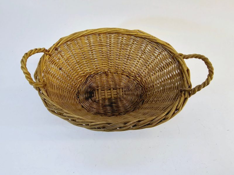Handflätad Korg i Naturmaterial – Perfekt för Förvaring eller Dekoration, 29 cm