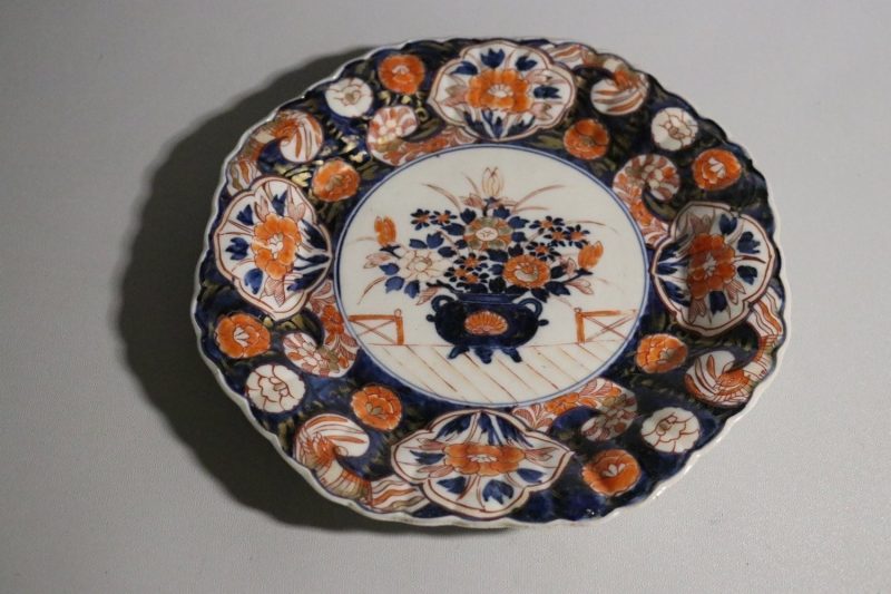 Fat, Imari, Japan, diameter: 24 cm