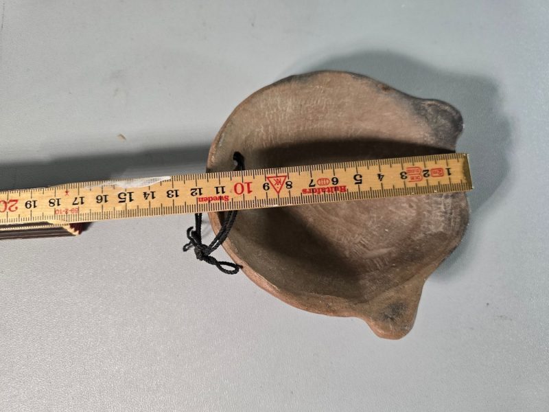 Keramisk liten prydnadsmask troligen från Sydamerika