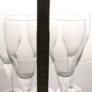 5st  glas på hög fot, H 19,5cm, D 5cm