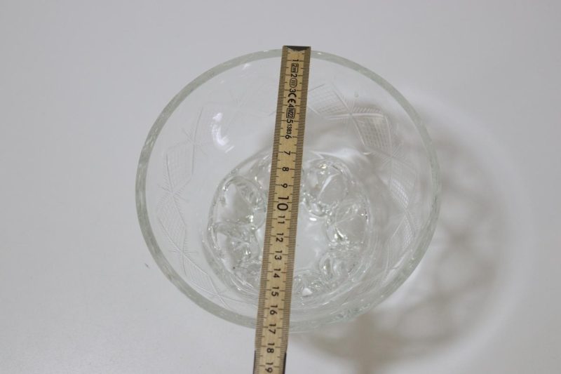 Skål, signerad - Diameter 17cm