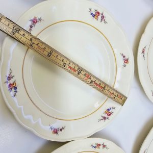 Elegant set med 6 assietter från Rörstrand, ca 20,5 cm