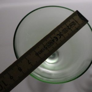 Eleganta Gröna Glas - Förhöj Din Dryckesupplevelse!
