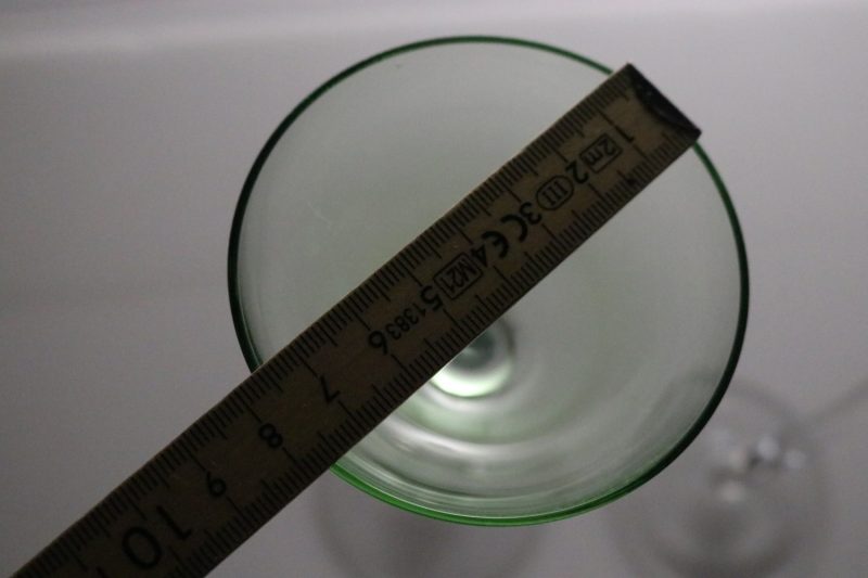 Eleganta Gröna Glas - Förhöj Din Dryckesupplevelse!