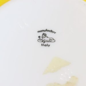 Vas / behållare i vit glas, handmålad, Italien "Egizia"