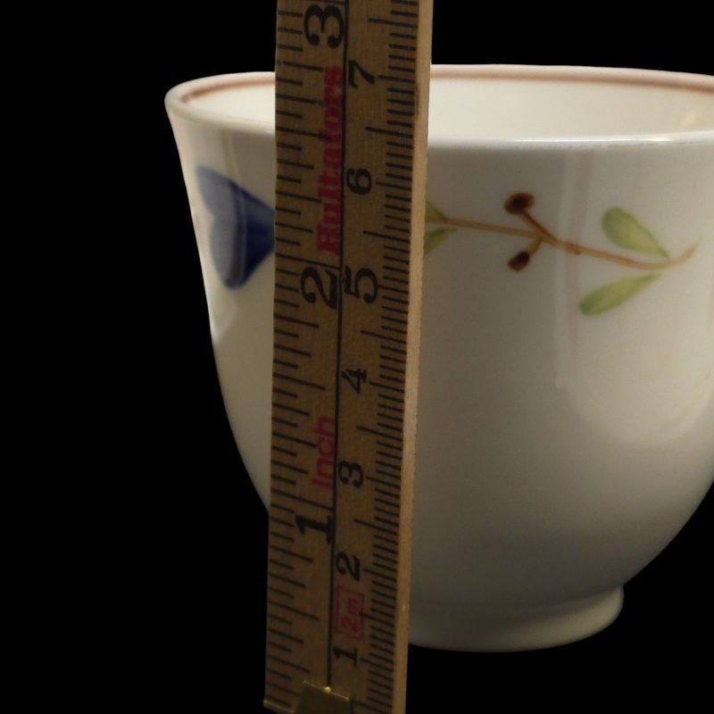 Charmiga handmålade kaffekoppar med fat från Gustavsberg – Ranka-serien