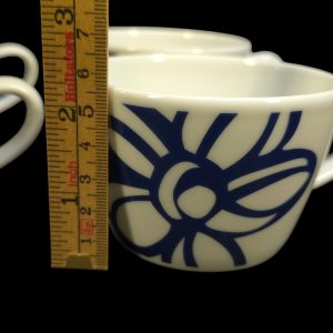Set med 4 vintagekoppar från Rörstrand – tidlös svensk design