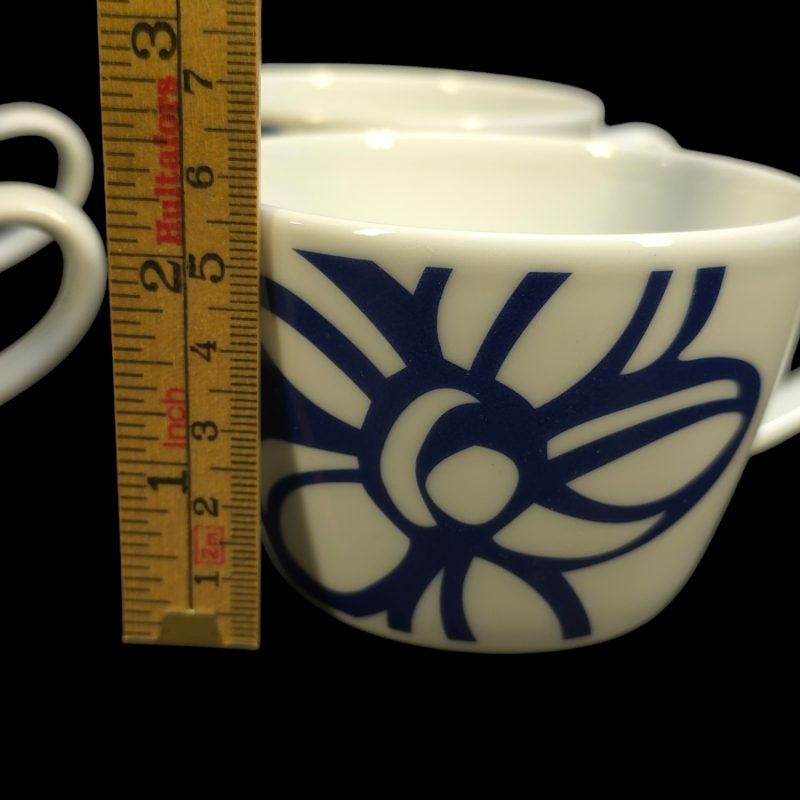Set med 4 vintagekoppar från Rörstrand – tidlös svensk design