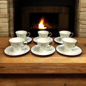Elegant Rosenthal-servis – 6 koppar med fat
