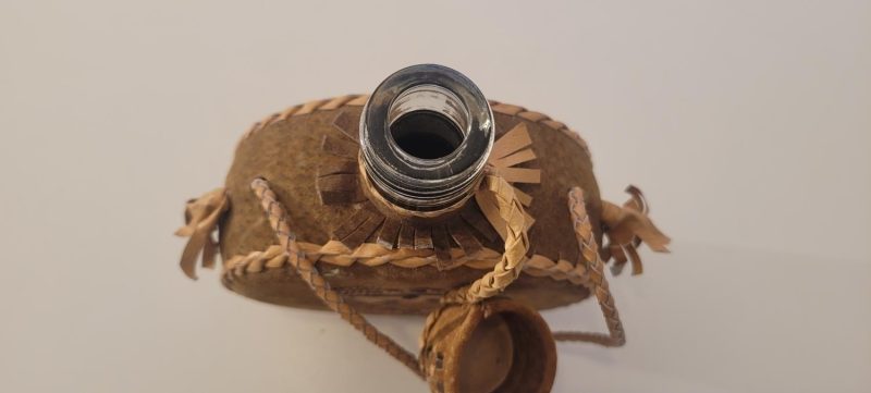 Saltflaska / Plunta i glas handarbete toligen skinn