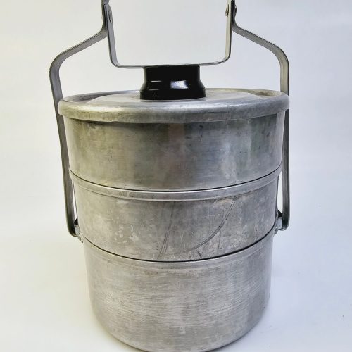 Rustik och charmig trippelmatslåda i aluminium – en vintagepärla