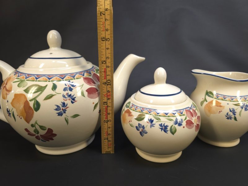Charmigt Teset – Staffordshire Tableware "Calypso"