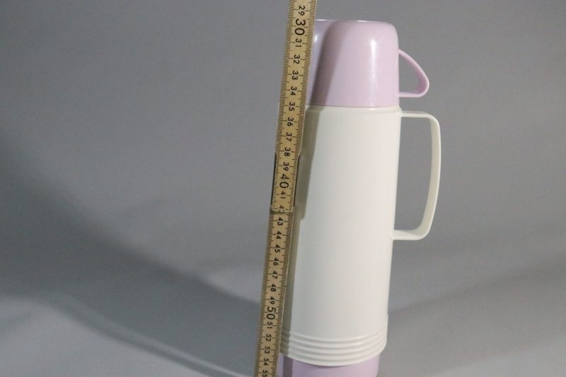 Retro Termos från AB Termoform – Stilren Funktion och Klassisk Design