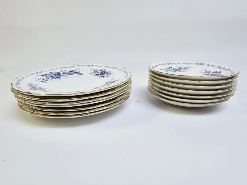Elegant set i finaste benporslin från Royal Tuscan - Klassisk brittisk charm