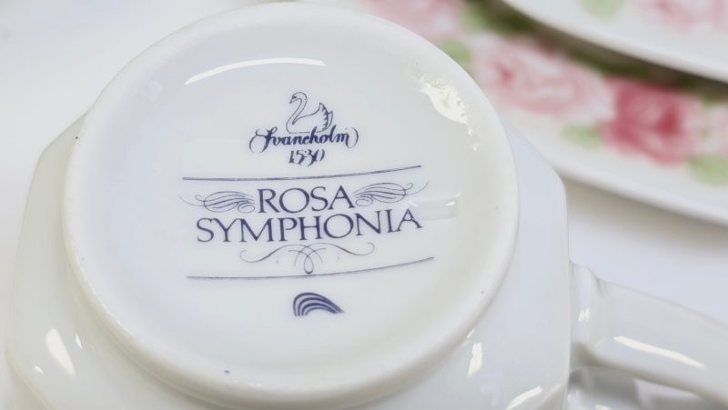 Charmig kaffeservis "Rosa Symphonia" från Svaneholm, 15 delar