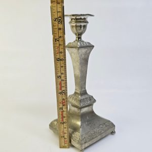 Klassisk ljusstake i tenn – Tidlös elegans, 20,5 cm