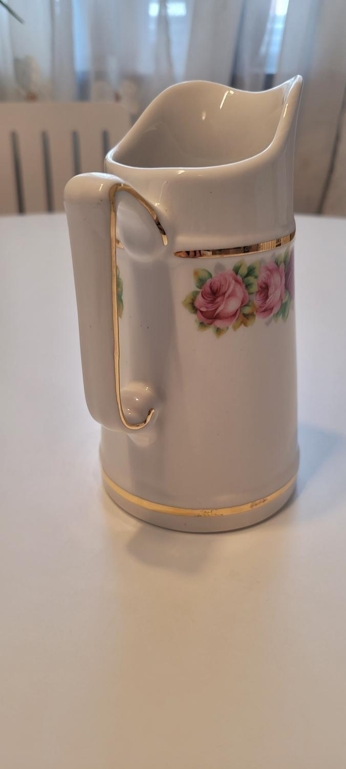 Uppsala Ekeby Gefle kanna med rosa blommor