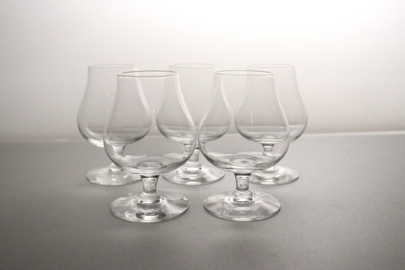 5st glas, 10cm höjd och 4cm i diameter