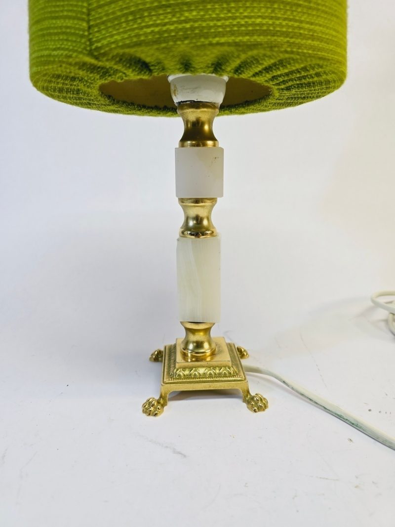 Charmig Bordslampa med Grön Skärm - Retro Elegans