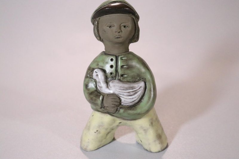 Figurin, Elbogen Sweden