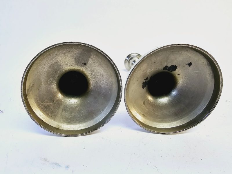 Eleganta Ljusstakar i Silverfärg – Klassisk Design, 16,5 cm