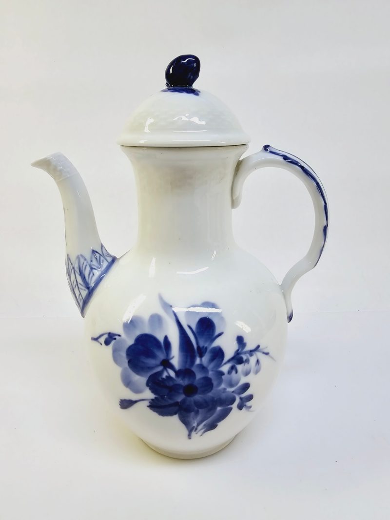 Kunglig Elegans – Vintage Kaffekanna från Royal Copenhagen