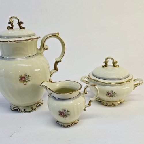 Elegans från Rörstrand: Antikt "Pompadour"-kaffeset i porslin