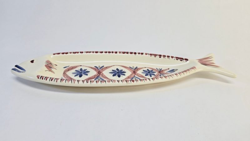 Unikt fiskformat fat från Jie Gantofta – 38x12 cm