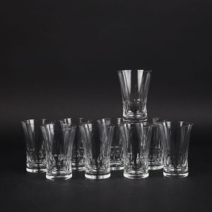 9st Charmiga Gustavsbergs assietter i benporslin - tidlöst elegant design!