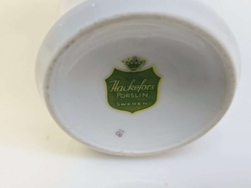 Elegant vas från Hackefors Porslin – Tidlös svensk design