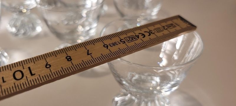 Glasservis 10 delar, Svensk Kristall, höjd: 7 cm, dekor med stjärnor