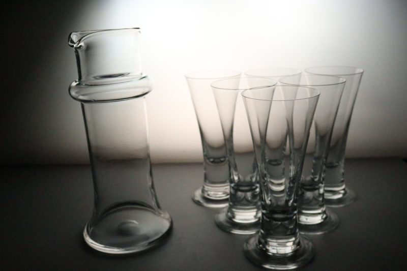 SIGNE PERSSON-MELIN, Boda, "Sangria", 6 st glas på fot, 1 tillbringare