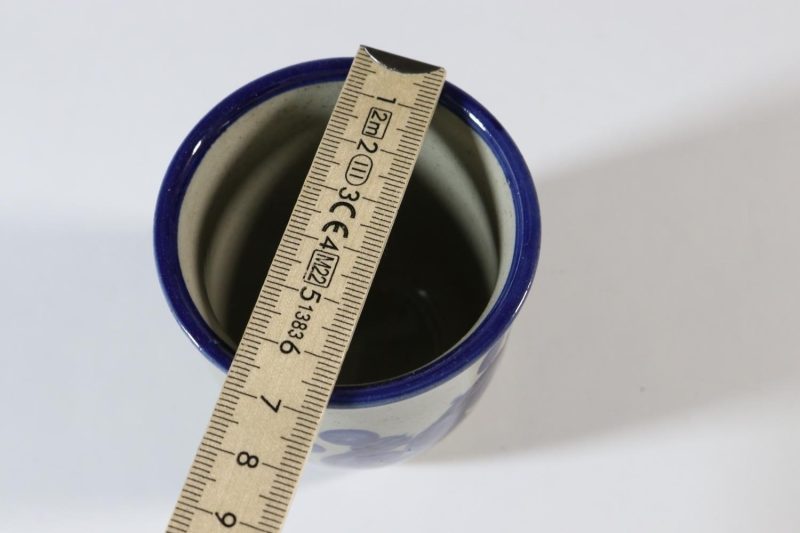 Mugg med blå dekor, oidentifierad