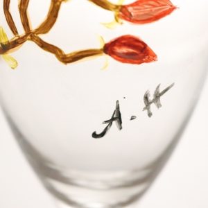 4st handmålade vinglas, signerade A.H