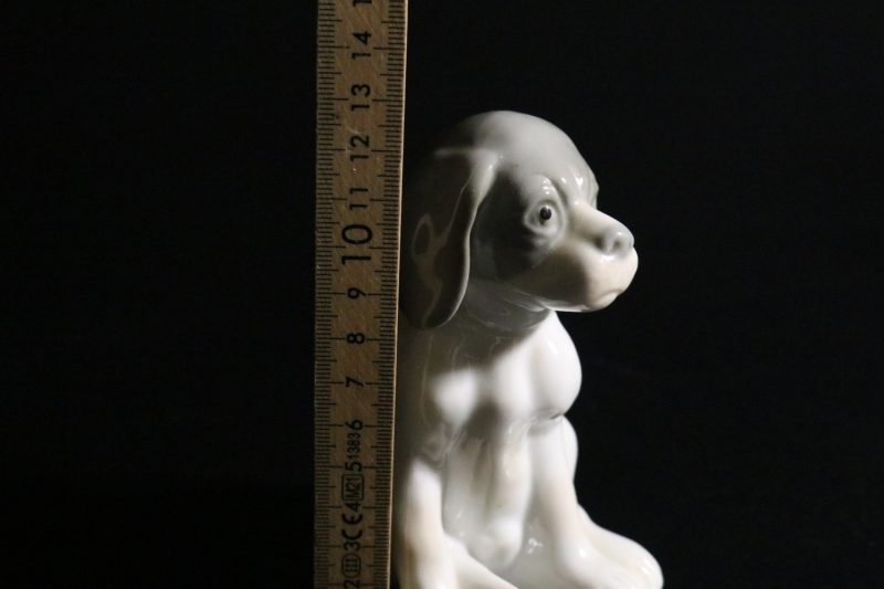 Vintage Porslin Figurin, Hund  Boxer Valp