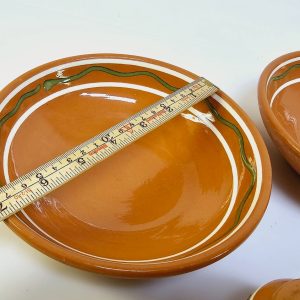Charmigt serveringsset från Klippan Keramik – Komplett retrodesign
