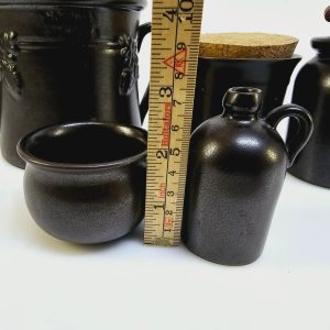 Charmigt vintage-set från Höganäs Keramik – unikt och tidlöst!