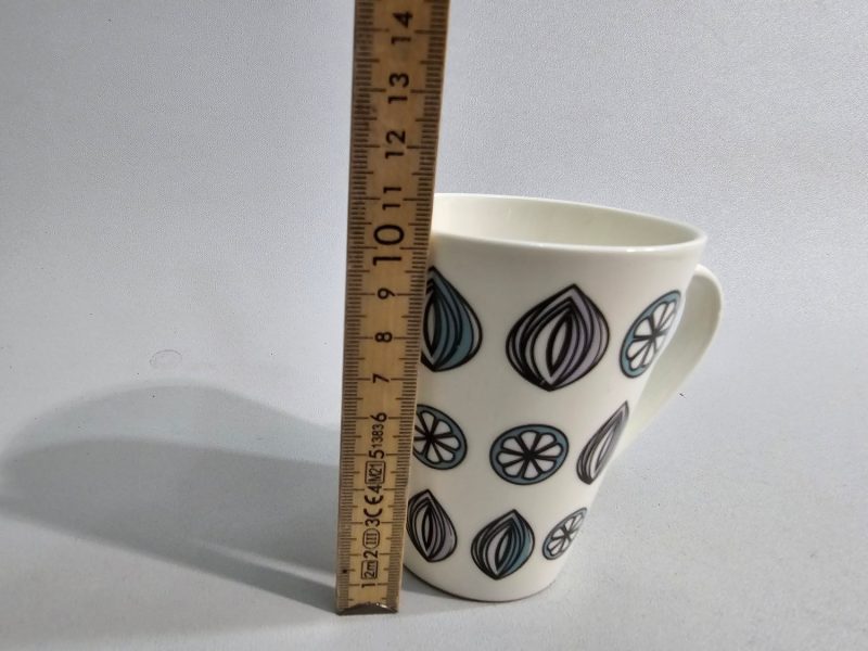 Mugg med Blad- och Citrusmönster