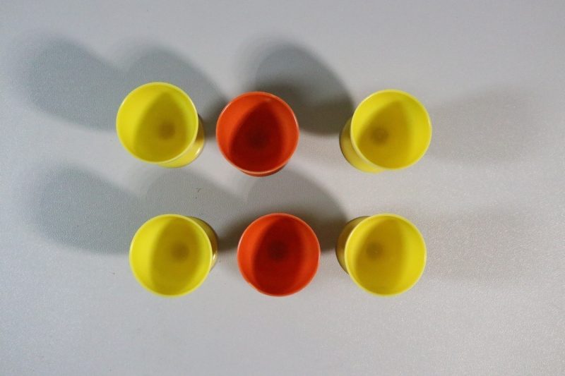 ÄGGKOPPAR PLAST 6ST