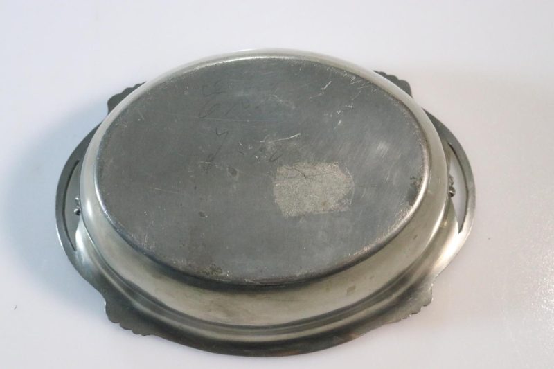 Serveringsskål i metall