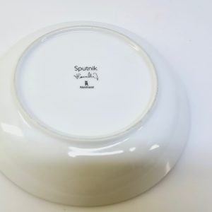 Unik tallrik "Sputnik" från Rörstrand, designad av Hanna Werning‎